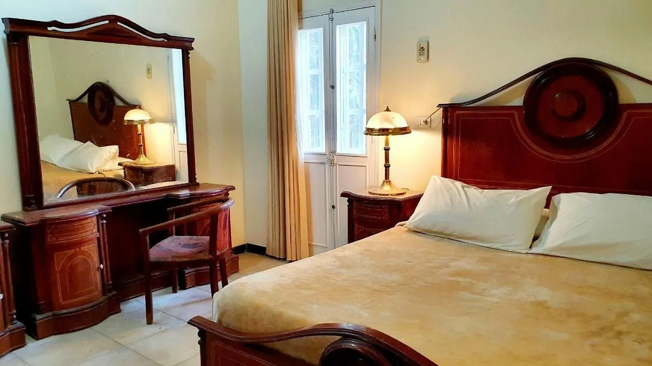 Cream Hostel Luxor Guest house